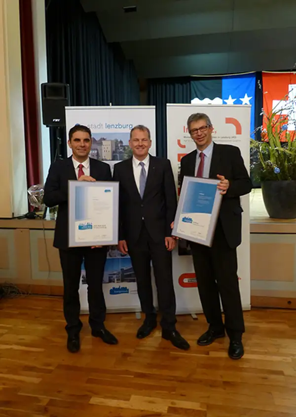 „Im Lenz“: Übergabe des „2000-Watt-Areal“-Zertifikats!