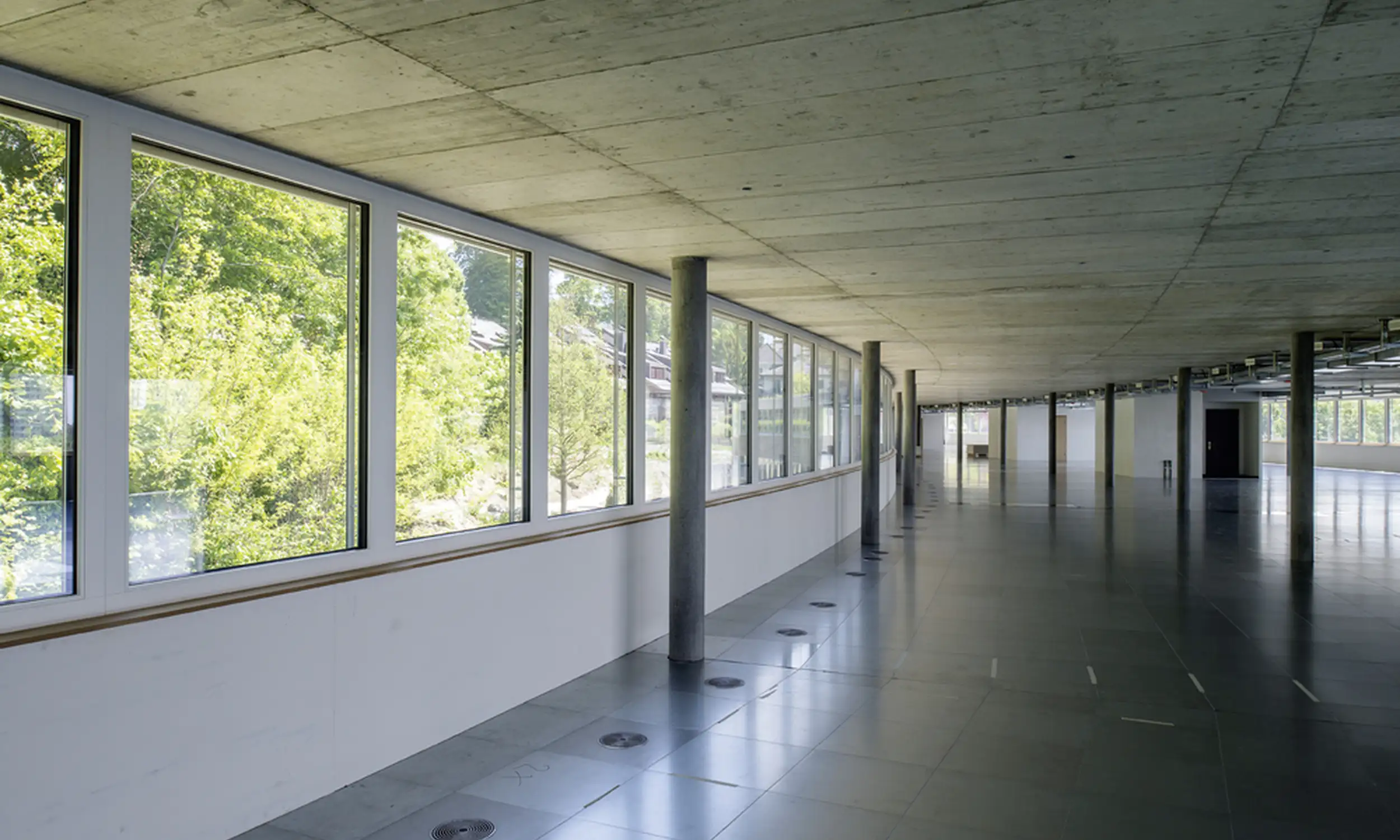 Vennes Business Center
